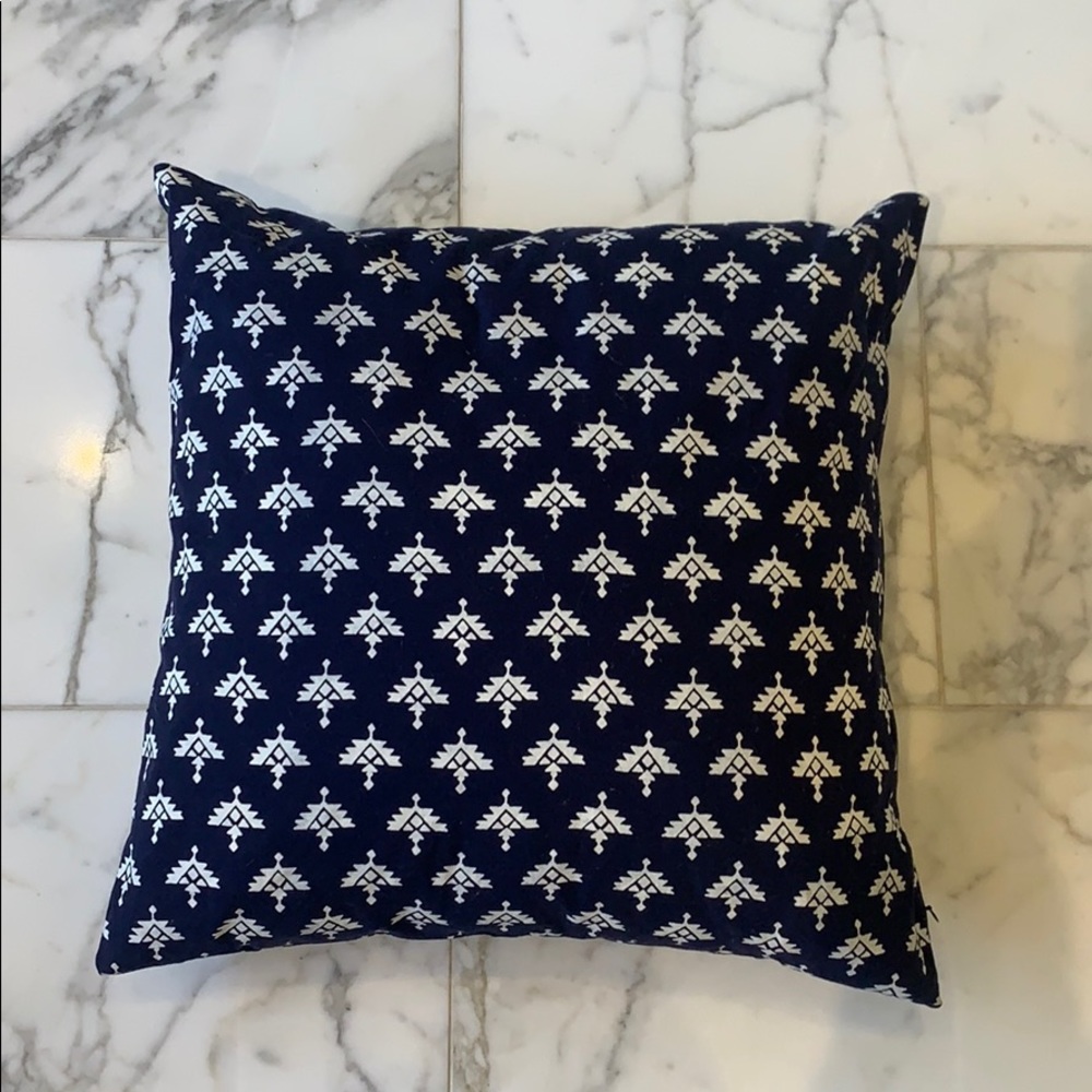 Blue & White Ethinc Print Cotton Pillow 18x18